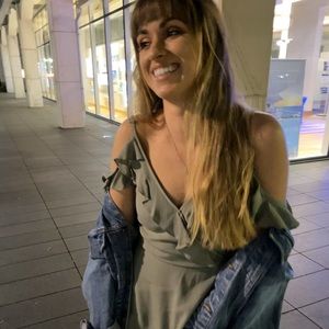 Meet your Posher, Caitlin